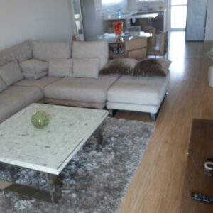 2 bedroom flat for rent in Eden