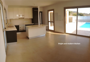 Luxury villa for sale in Pyrgos