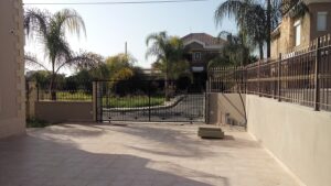 4 bedroom house for sale in Tourist area