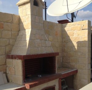 4 bedroom house for sale in Tourist area