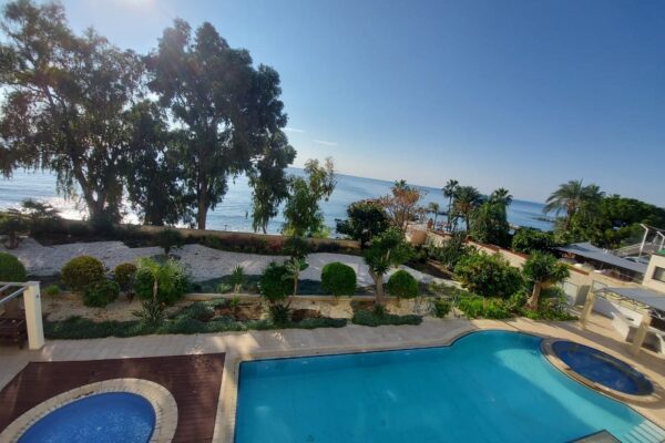 Luxury Seafront 3 Bedroom Apartment for rent, Ag. Tychonas, Limassol